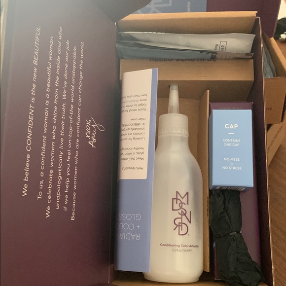 Madison Reed Hair Color Kit -5.5NNA Medium Neutral Brown for Resistant Gray - Picture 2 of 5